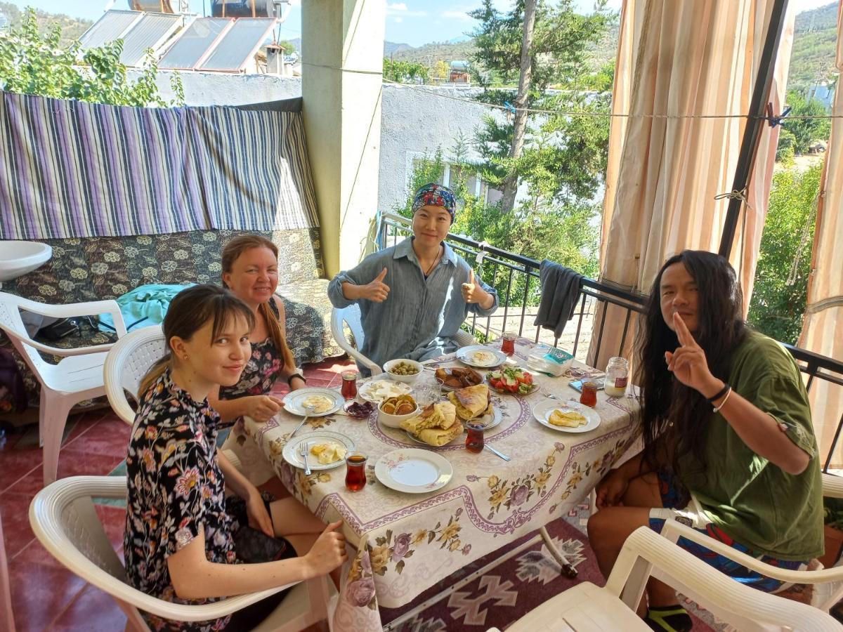 Adventurous Local Hostel 费特希耶 外观 照片