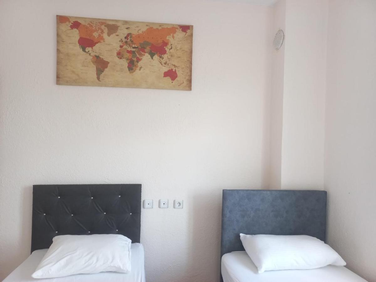 Adventurous Local Hostel 费特希耶 外观 照片
