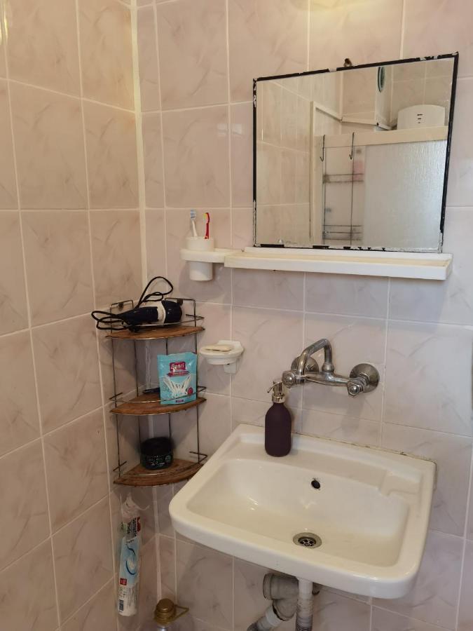 Adventurous Local Hostel 费特希耶 外观 照片
